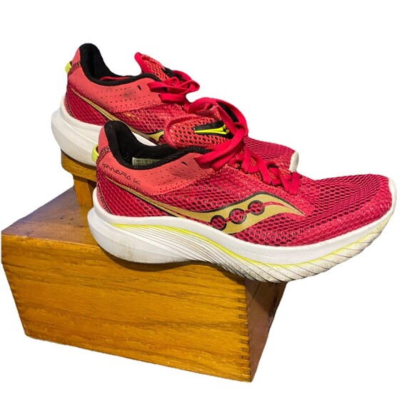 Saucony Women Kinvara 14 S10823-16‎ Pink Running Shoes Sneakers Size 8 - Picture 1 of 11